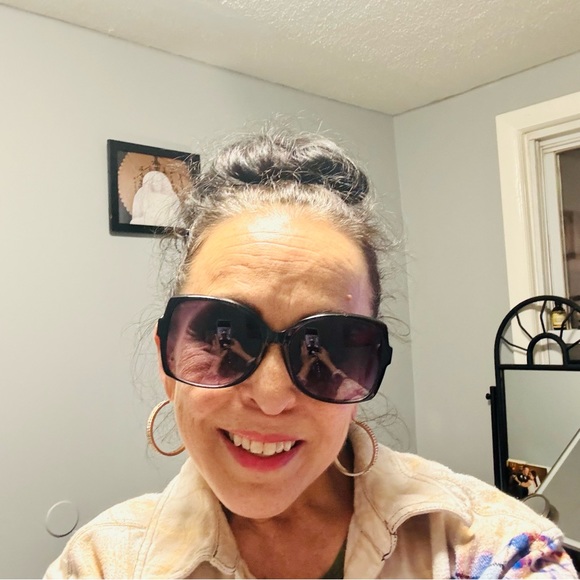 CHANEL SUNGLASSES 🕶️☀️ - Picture 10 of 11